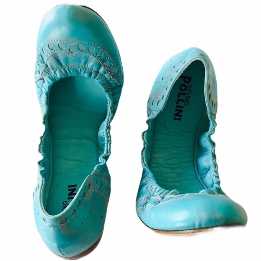 Pollini studio flat shoes, size 6